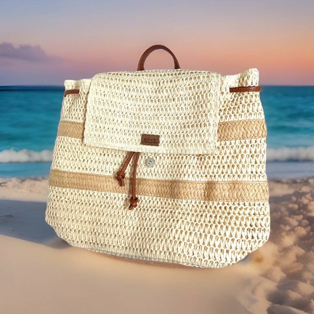 Roxy Woven Straw Backpack Cream Tan Striped Boho Beach Bag Drawstring RN114199